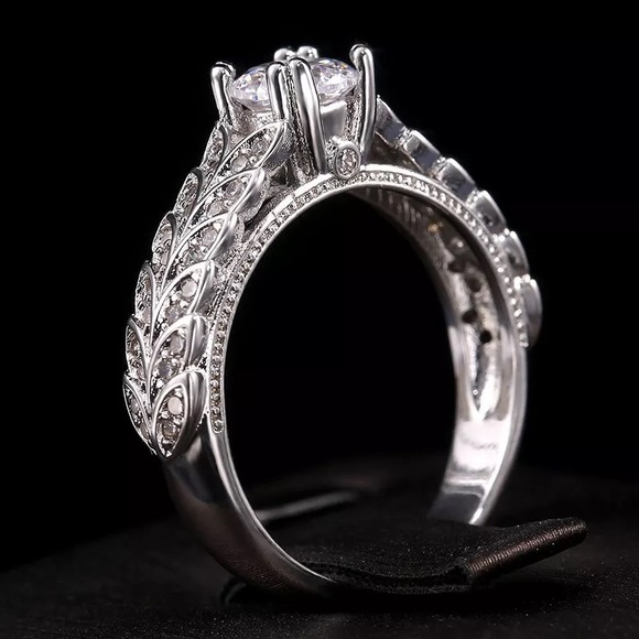 New Women’s 925 Silver Beautiful Feather Leaves Diamond Ring - Picture 5 of 6